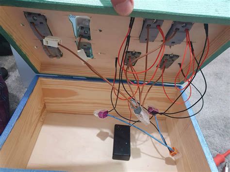 making a splice without a junction box|splicing electrical wires behind walls.